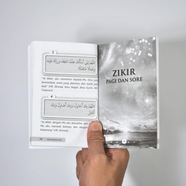 Buku Zikir Bakda Shalat al matsurat Buku Doa dan Wirid Pagi Sore Praktis Ukuran 10x14 Cm 80 Halaman Softcover Zaduna, foto 8